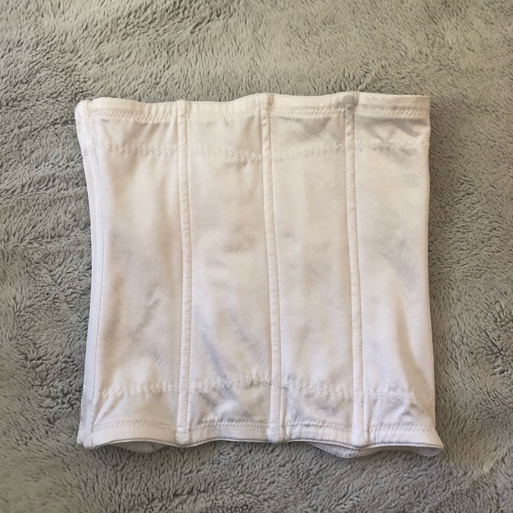 White Waist trainer